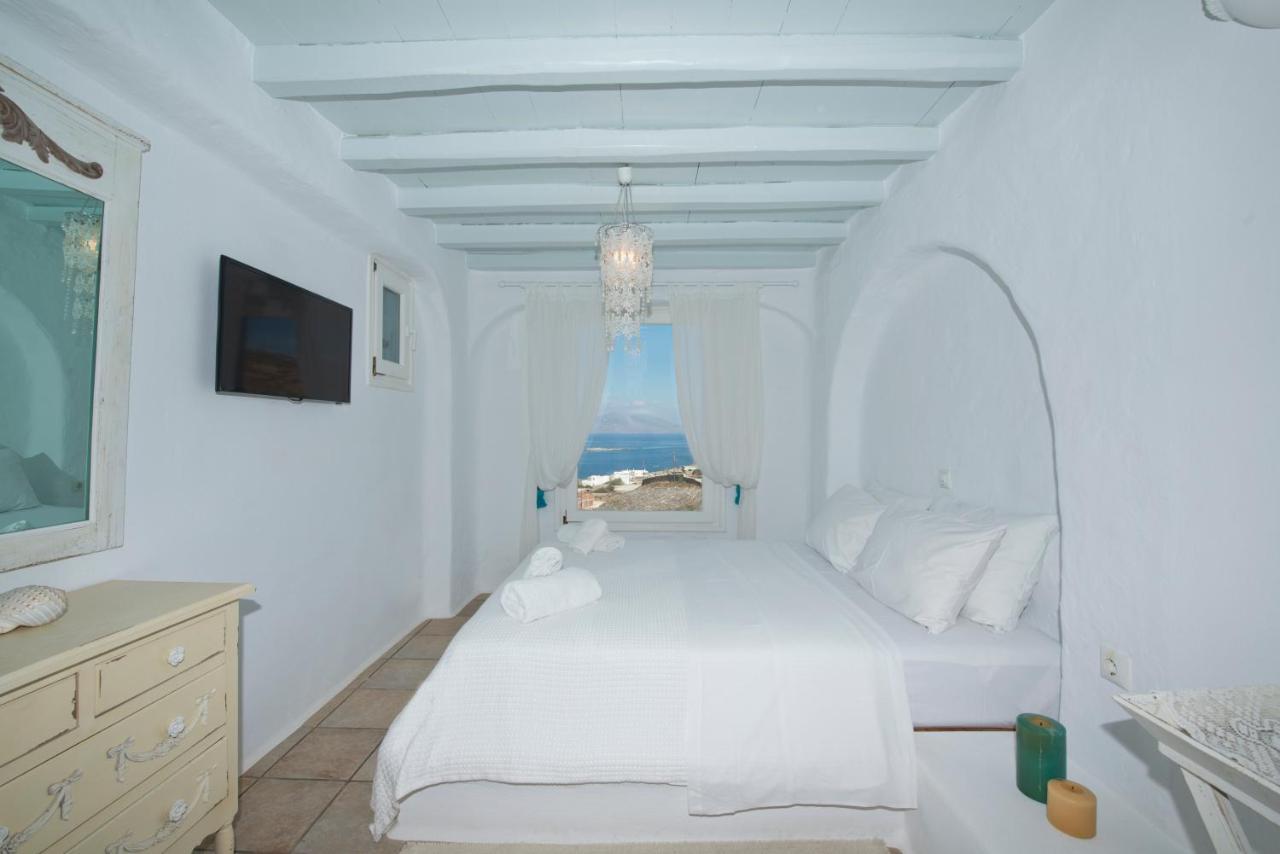 Altera Pars Of Mykonos *